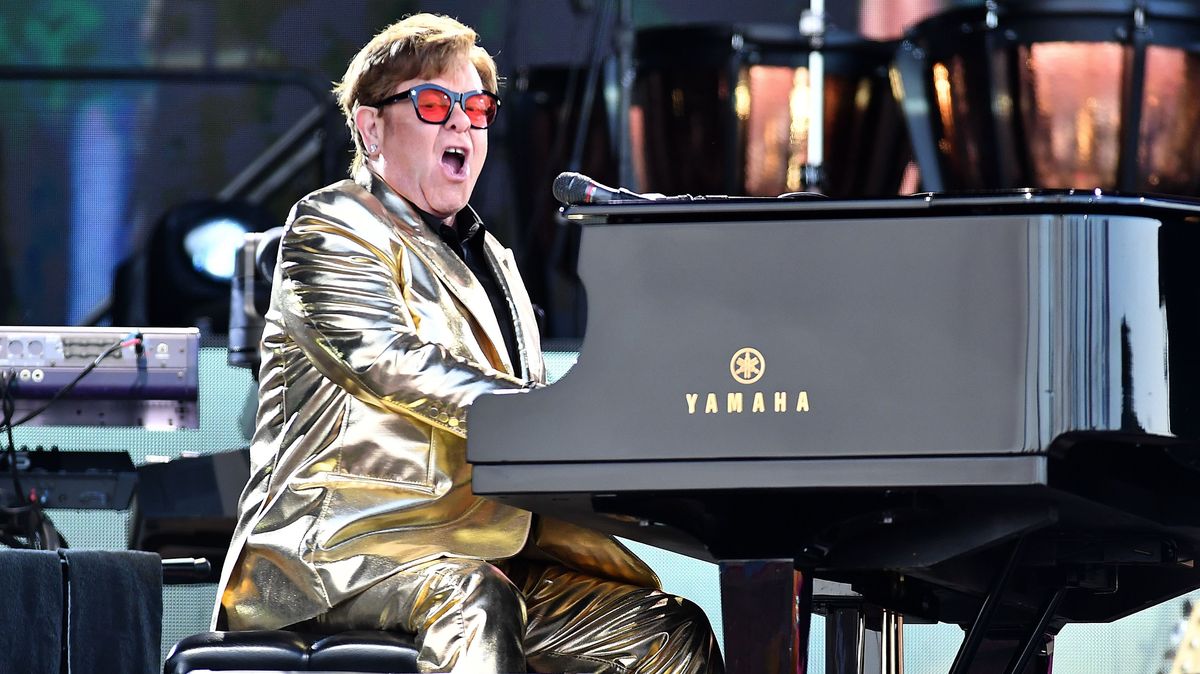 Elton John se s Anglií nemohl rozloučit lépe než na Glastonbury